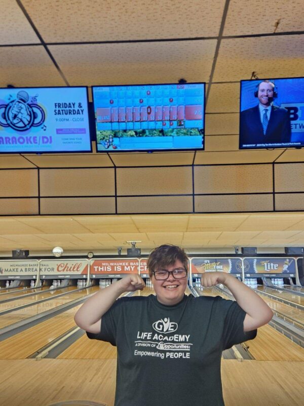 Bowling-600x800