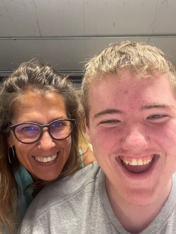 Smiles-600x800
